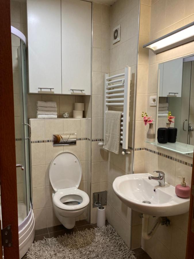 Apartman Bella Novi Beograd Bezanija Eksteriør bilde
